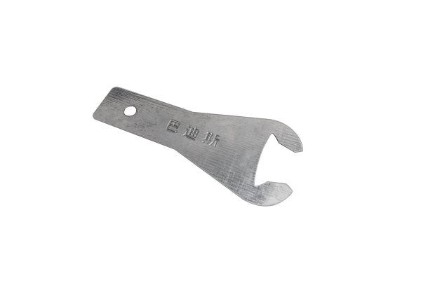 97大三角龙骨吊件（锌铝）